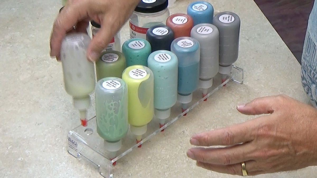 Glass Tattoo® Gue Colors in Squeeze Bottles